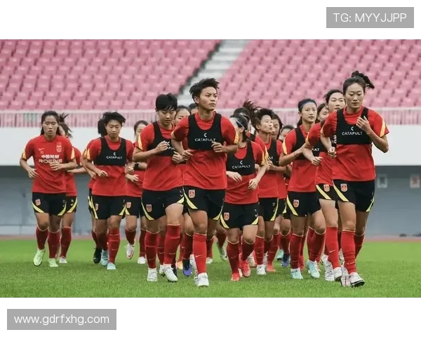 东亚杯女足冠军揭晓：球队表现稳健，展现卓越实力与辉煌历史