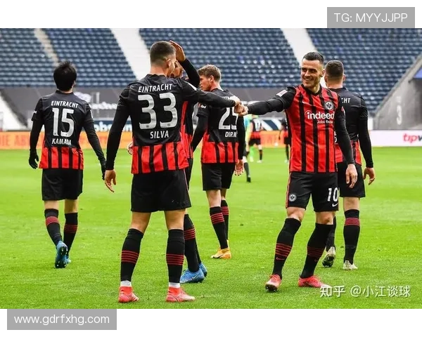 足球新赛季预测：各联赛争冠与欧战格局走势清晰