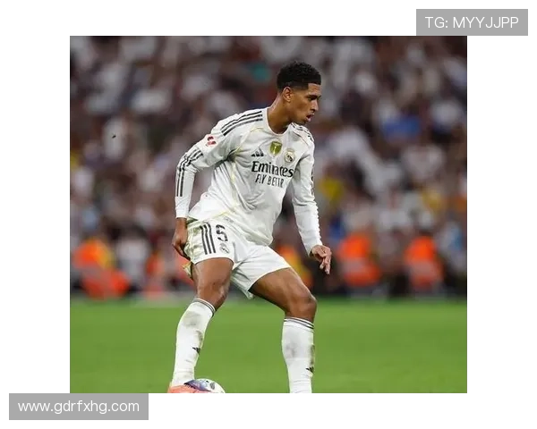 贝林厄姆16岁登陆职业赛场的早期成名历程解析