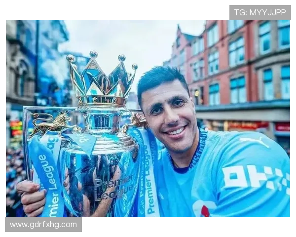 罗德里:2024欧洲杯冠军+最佳球员的国家队巅峰证明