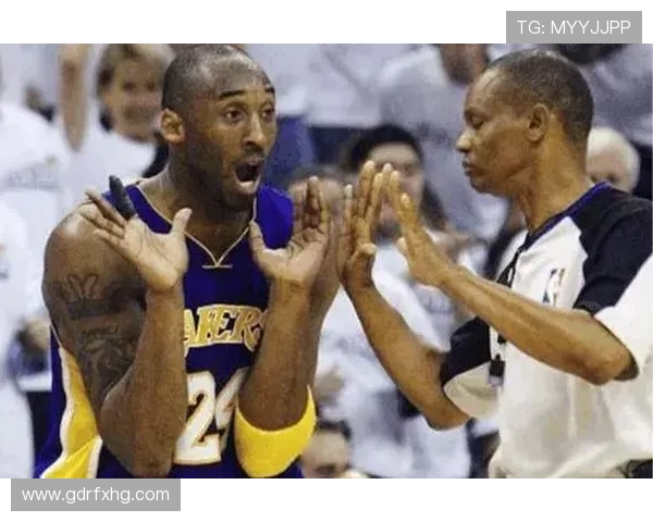 为什么打手犯规总是引发争议？这可能是球员与裁判的认知差